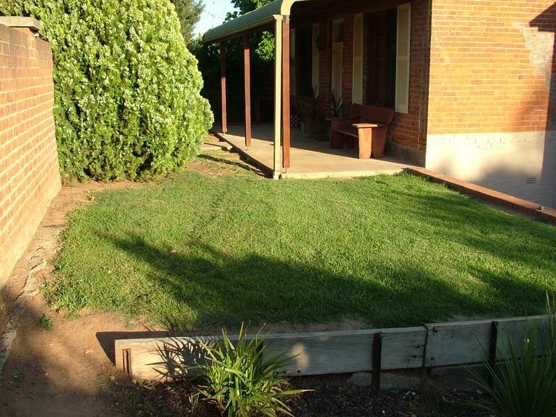 11 Daly Street, Cowra NSW 2794