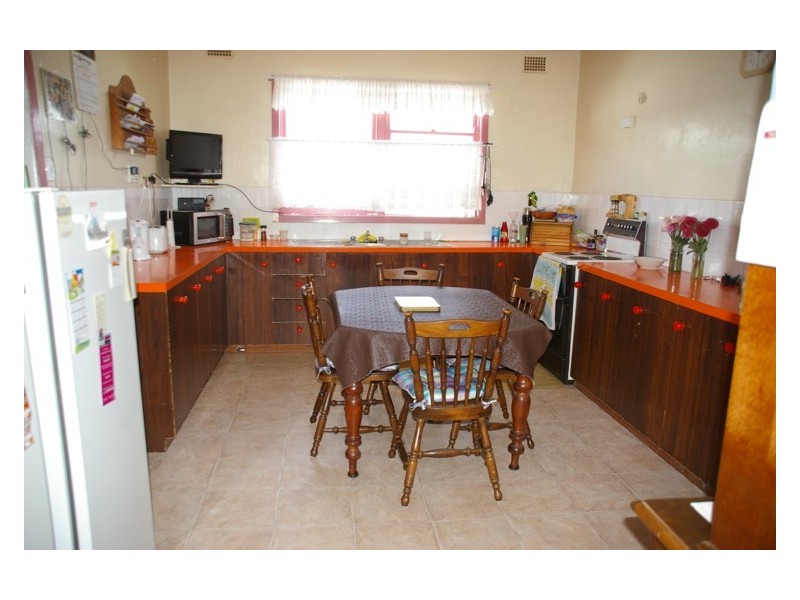 64 Redfern Street, Cowra NSW 2794