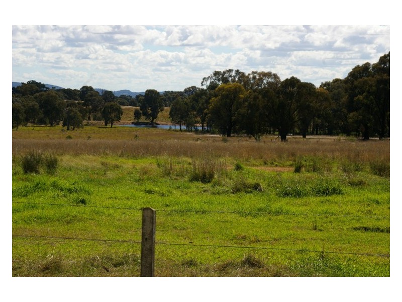 Fernhill Road, Crowther NSW 2803