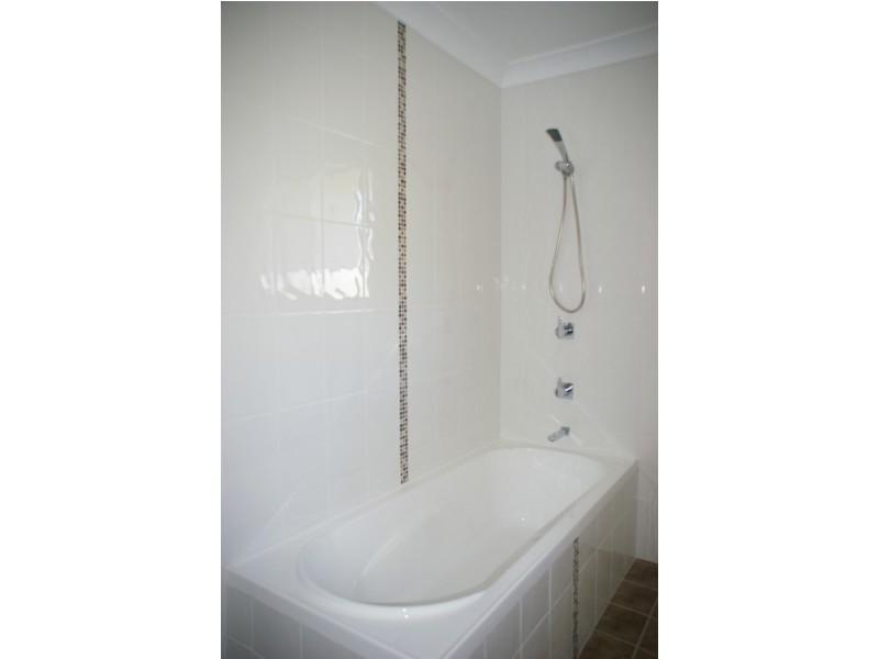 40 Nambucca Circuit, Cowra NSW 2794