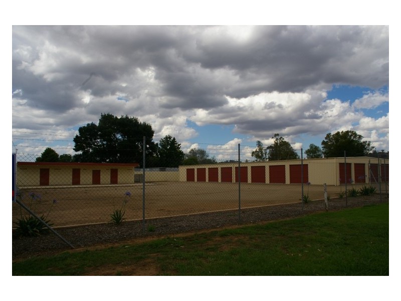 10 Cowra Road, Cowra NSW 2794