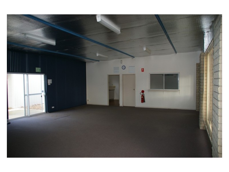 38A Young Road, Cowra NSW 2794