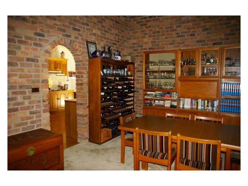 9 Amaroo Avenue, Cowra NSW 2794