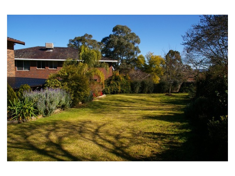 9 Amaroo Avenue, Cowra NSW 2794