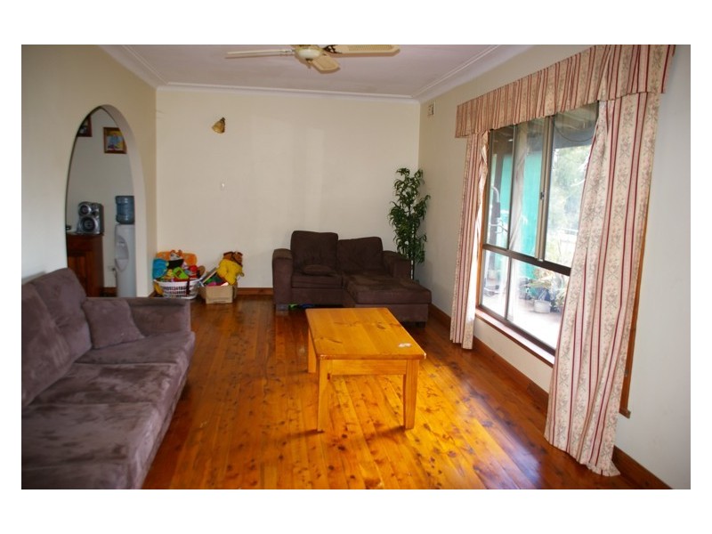 Mid Western Highway, Cowra NSW 2794