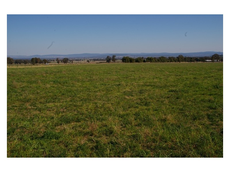 Canowindra Road, Cowra NSW 2794
