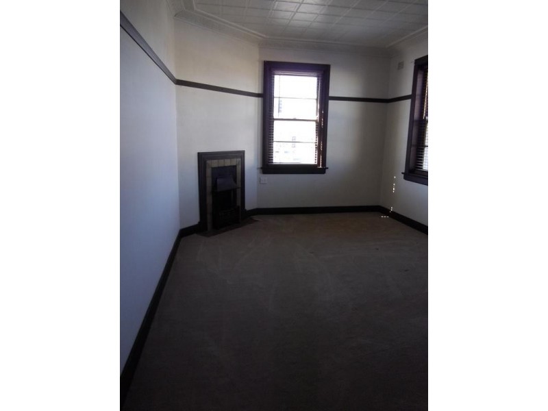 80 Kendal Street, Cowra NSW 2794