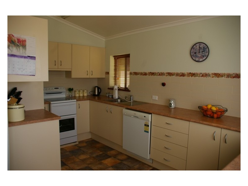 34 River Park Road, Cowra NSW 2794