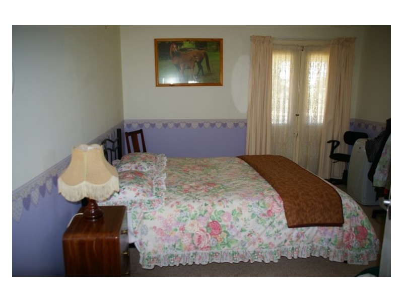 34 River Park Road, Cowra NSW 2794