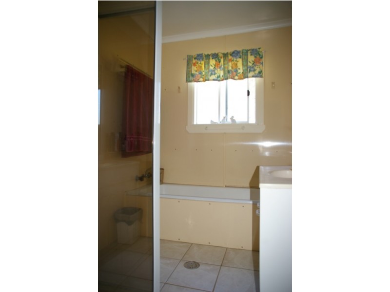 34 River Park Road, Cowra NSW 2794