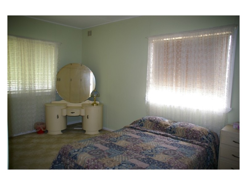 33 River Park Road, Cowra NSW 2794