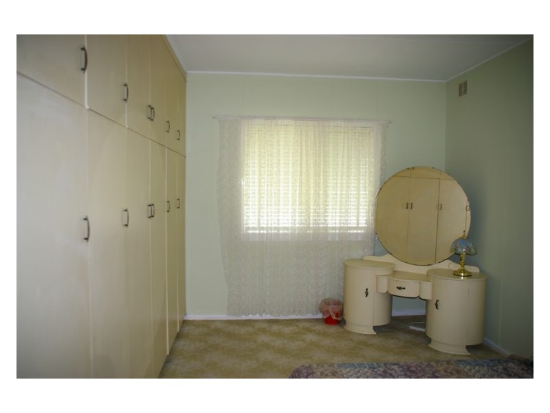 33 River Park Road, Cowra NSW 2794