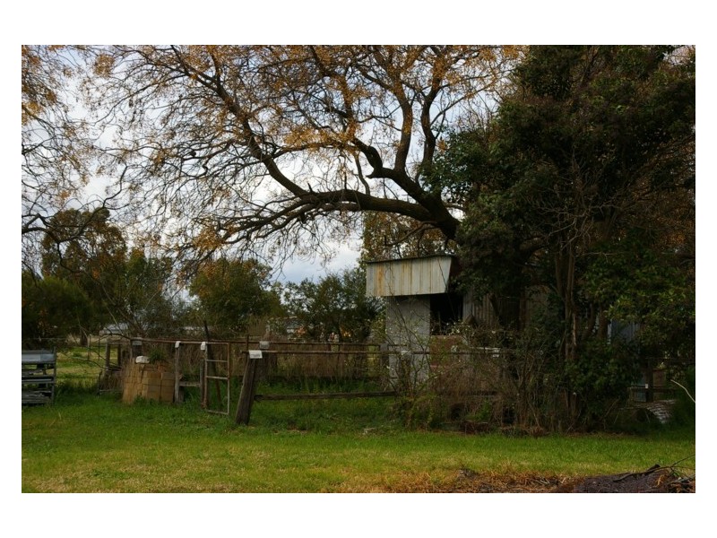 33 River Park Road, Cowra NSW 2794