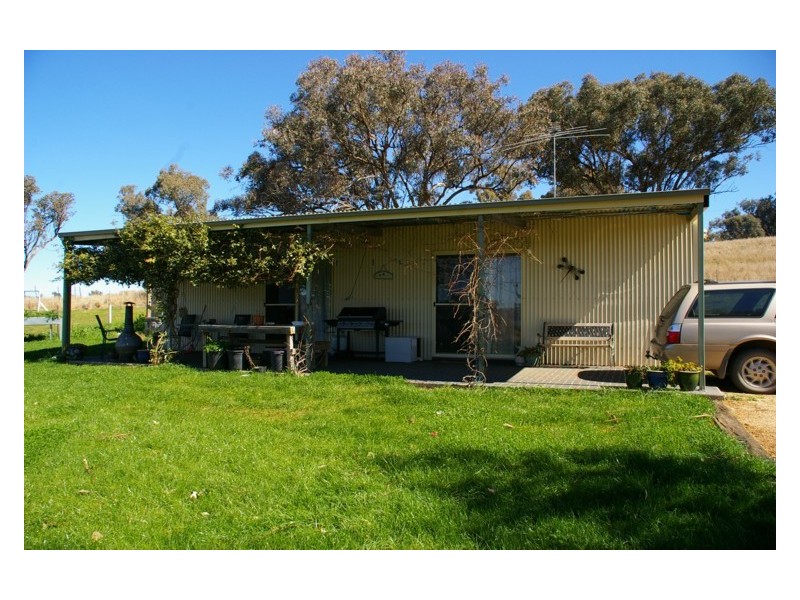 120 Wianamatta Road, Canowindra NSW 2804