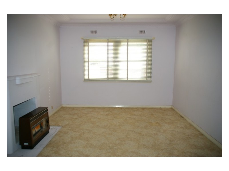 23 Coota Street, Cowra NSW 2794