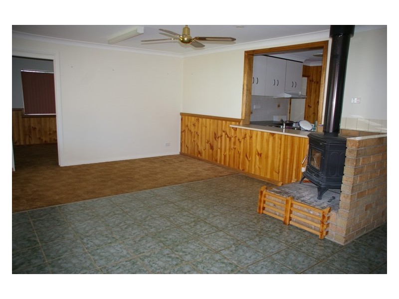 33 Nelson Street, Cowra NSW 2794