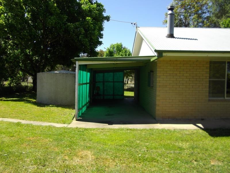 133 Middle Creek Road, Cowra NSW 2794