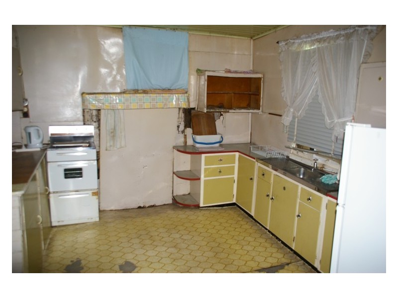 51 Fitzroy Avenue, Cowra NSW 2794