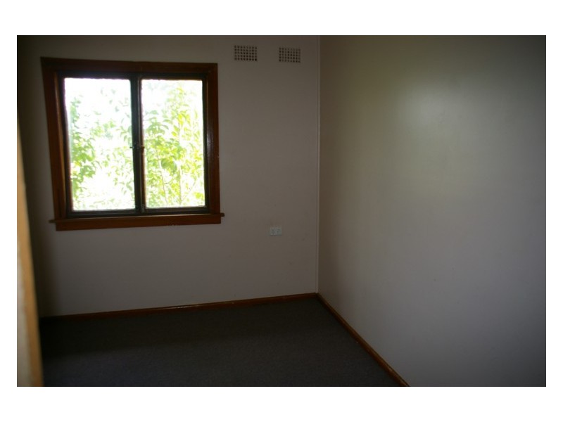 20 Logan Street, Cowra NSW 2794