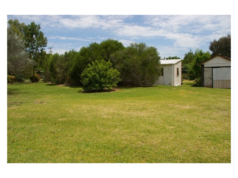 10 Alma Street, Koorawatha NSW 2807