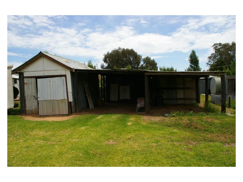 10 Alma Street, Koorawatha NSW 2807