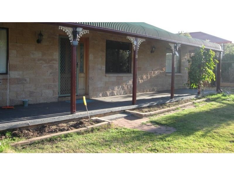 40 Taragala Street, Cowra NSW 2794