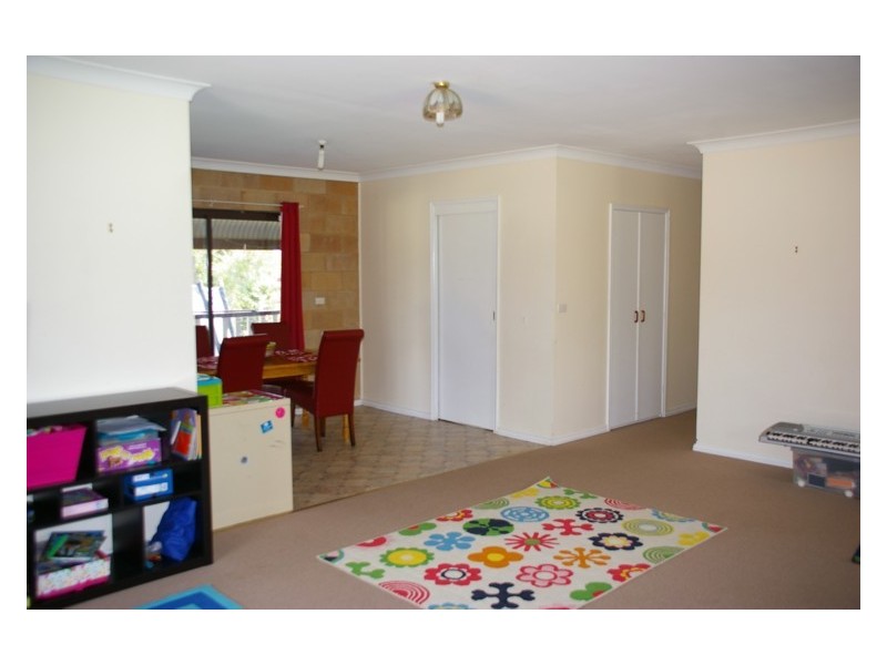 40 Taragala Street, Cowra NSW 2794