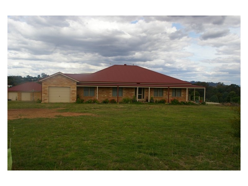 59 Vernon Drive, Cowra NSW 2794