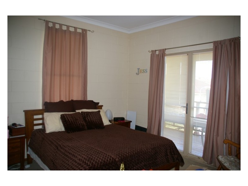 59 Vernon Drive, Cowra NSW 2794