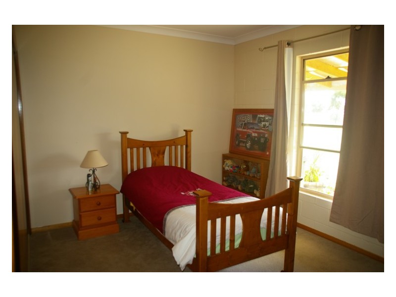 59 Vernon Drive, Cowra NSW 2794