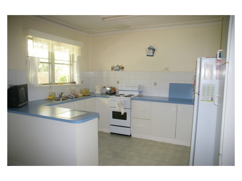76 Fitzroy Avenue, Cowra NSW 2794