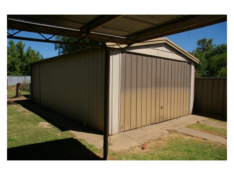 26 Victor Street, Cowra NSW 2794