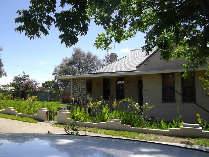 64 Darling Street, Cowra NSW 2794