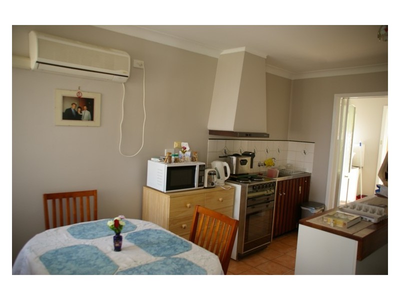 100 Redfern Street, Cowra NSW 2794
