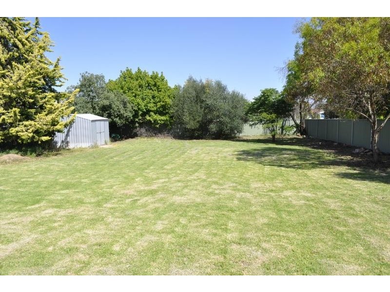 52 Kite Street, Cowra NSW 2794