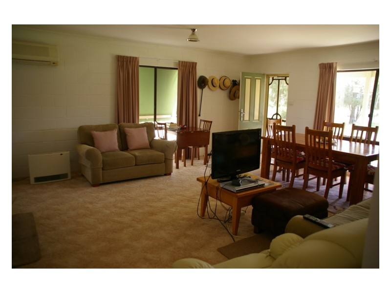 115 Waratah Street, Cowra NSW 2794