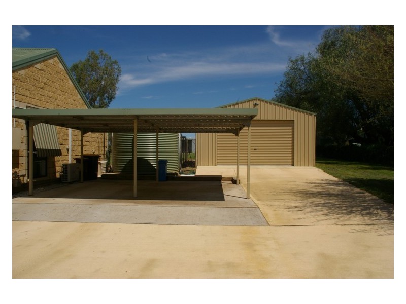 115 Waratah Street, Cowra NSW 2794