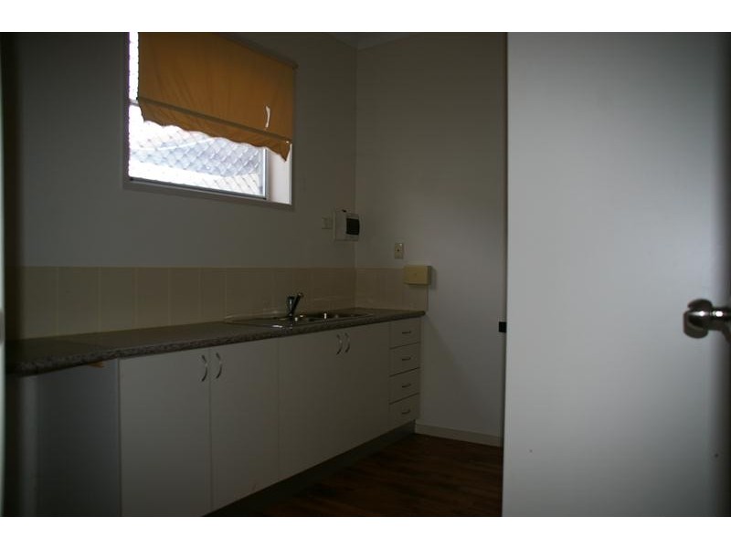 38 A Young Road, Cowra NSW 2794