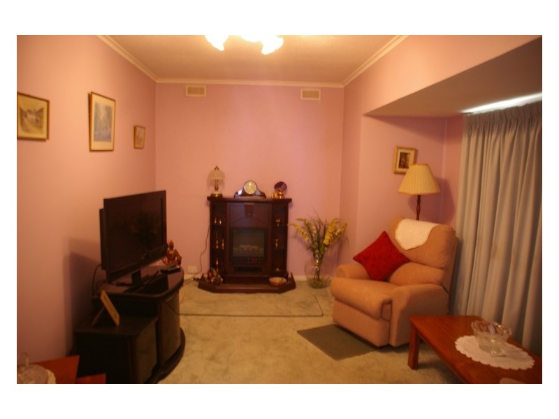 17 Cooyal Street, Cowra NSW 2794