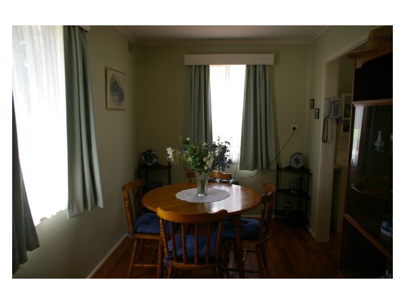 17 Cooyal Street, Cowra NSW 2794