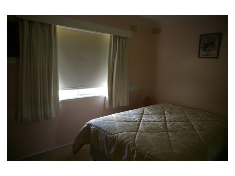 17 Cooyal Street, Cowra NSW 2794