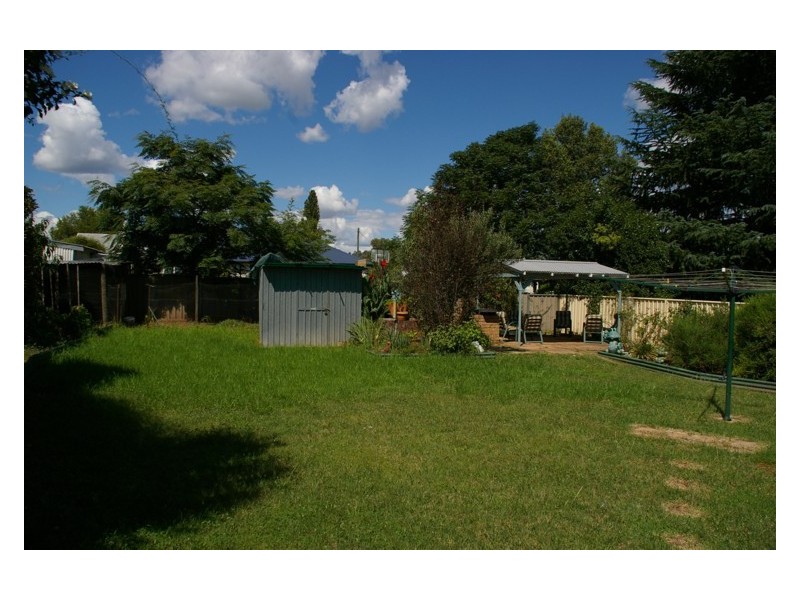 17 Cooyal Street, Cowra NSW 2794