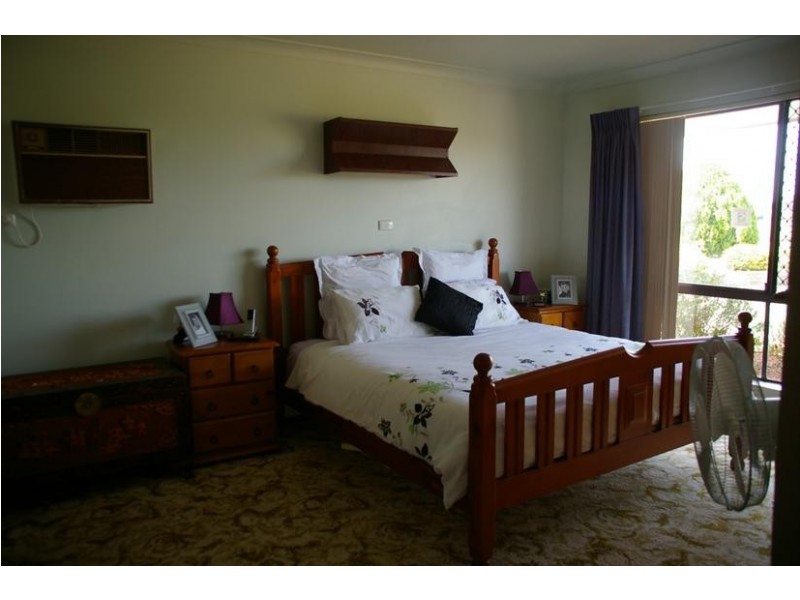 Reids Flat Road, Cowra NSW 2794