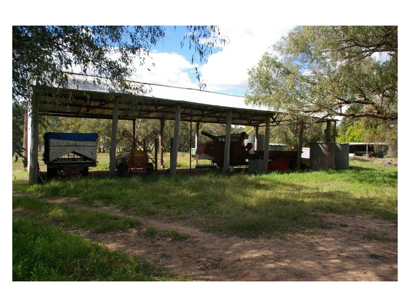 Middle Creek Road, Cowra NSW 2794