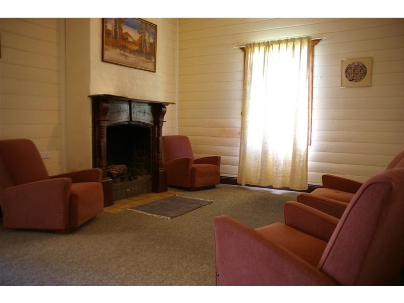 16 Rankin Street, Woodstock NSW 2538
