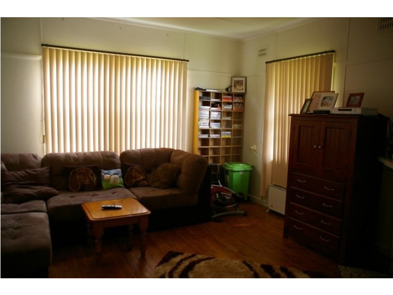 5 Haig Street, Cowra NSW 2794