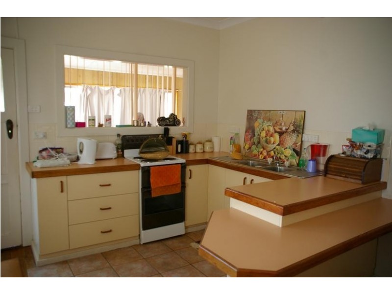 5 Haig Street, Cowra NSW 2794