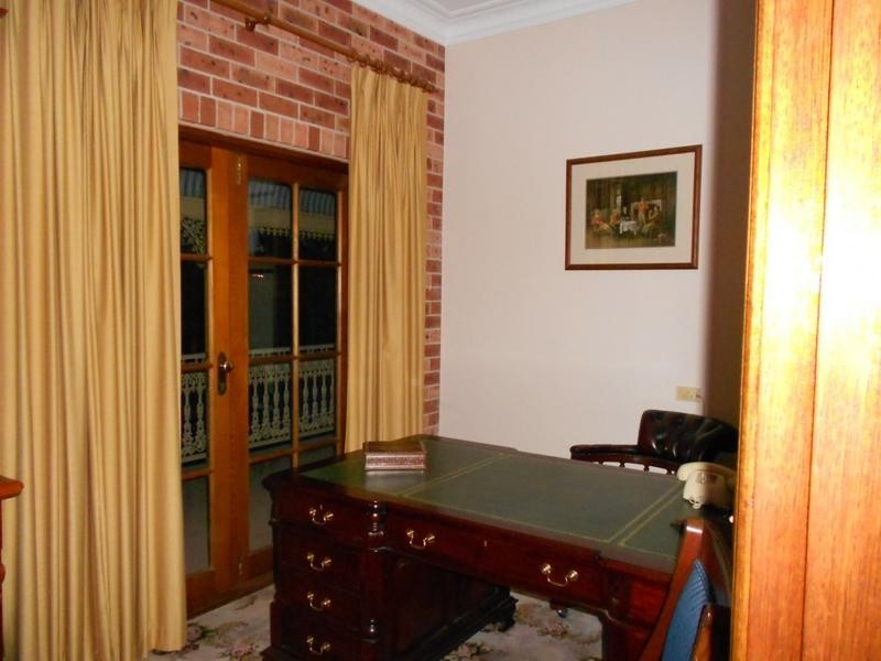 9 Fish Fossil Drive, Canowindra NSW 2804