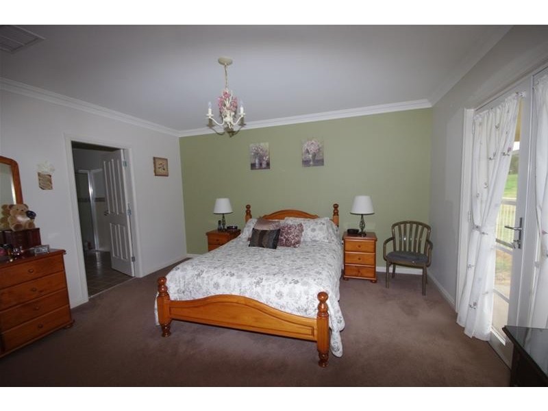 265 Camp Road, Cowra NSW 2794
