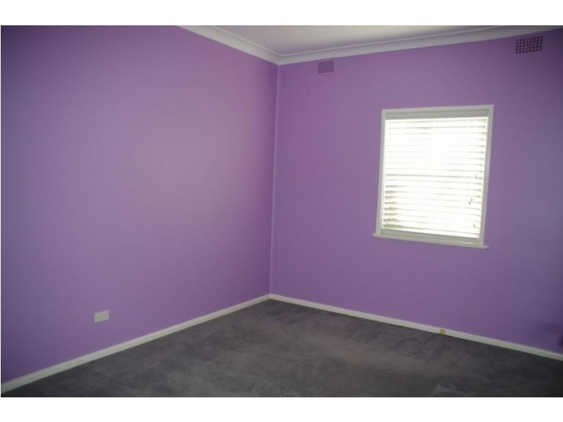 48 Lee Street, Cowra NSW 2794